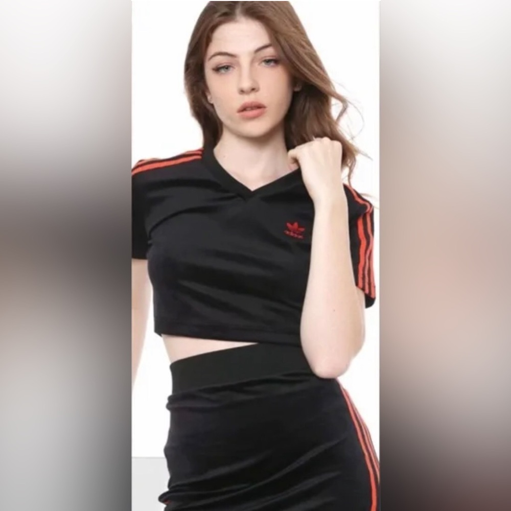 Adidas velvet vday set crop top and skirt full set size small